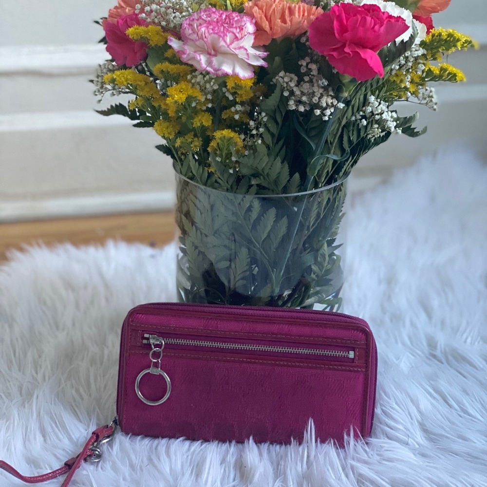 Coach Pink wallet/wristlet